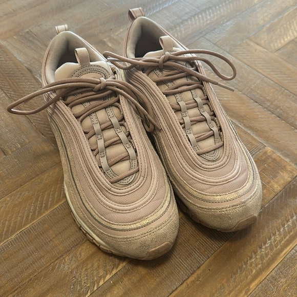 Nike Air Max 97 SE Particle Beige Pink Sneakers Shoes - Picture 2 of 11
